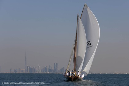 20 11 2010 - Dubai (UAE) - Dubai Louis Vuitton Trophy - Courses de boutres traditionnels pour les équipes engagées