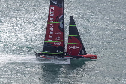 10 12 2020 - Auckland (NZL) - 36th America's Cup - Practice Sessions - Day 2 - Emirates Team New Zealand