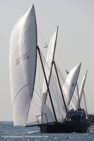 20 11 2010 - Dubai (UAE) - Dubai Louis Vuitton Trophy - Traditionnal dhow races for competing teams