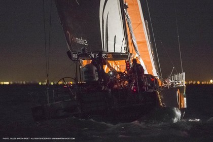 07 11 2014, Capetown (ZAF), Volvo Ocean Race 2014-15, Team Alvimedica finish and arrival in Cape Town