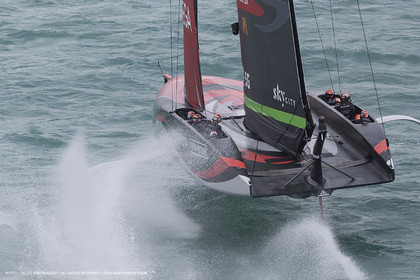 10 12 2020 - Auckland (NZL) - 36th America's Cup - Practice Sessions - Day 2 - Emirates Team New Zealand
