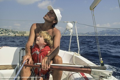 Sailing, cruising, people, children