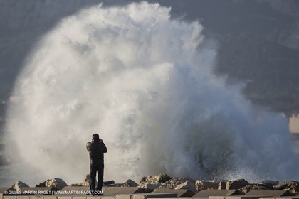 14 03 13 - Marseille (FRA) - Tempête de Mistral