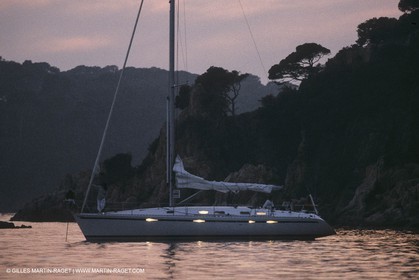Sailing, Cruising, monohulls at the mooring, voile, croisière, monocoques au mouillage