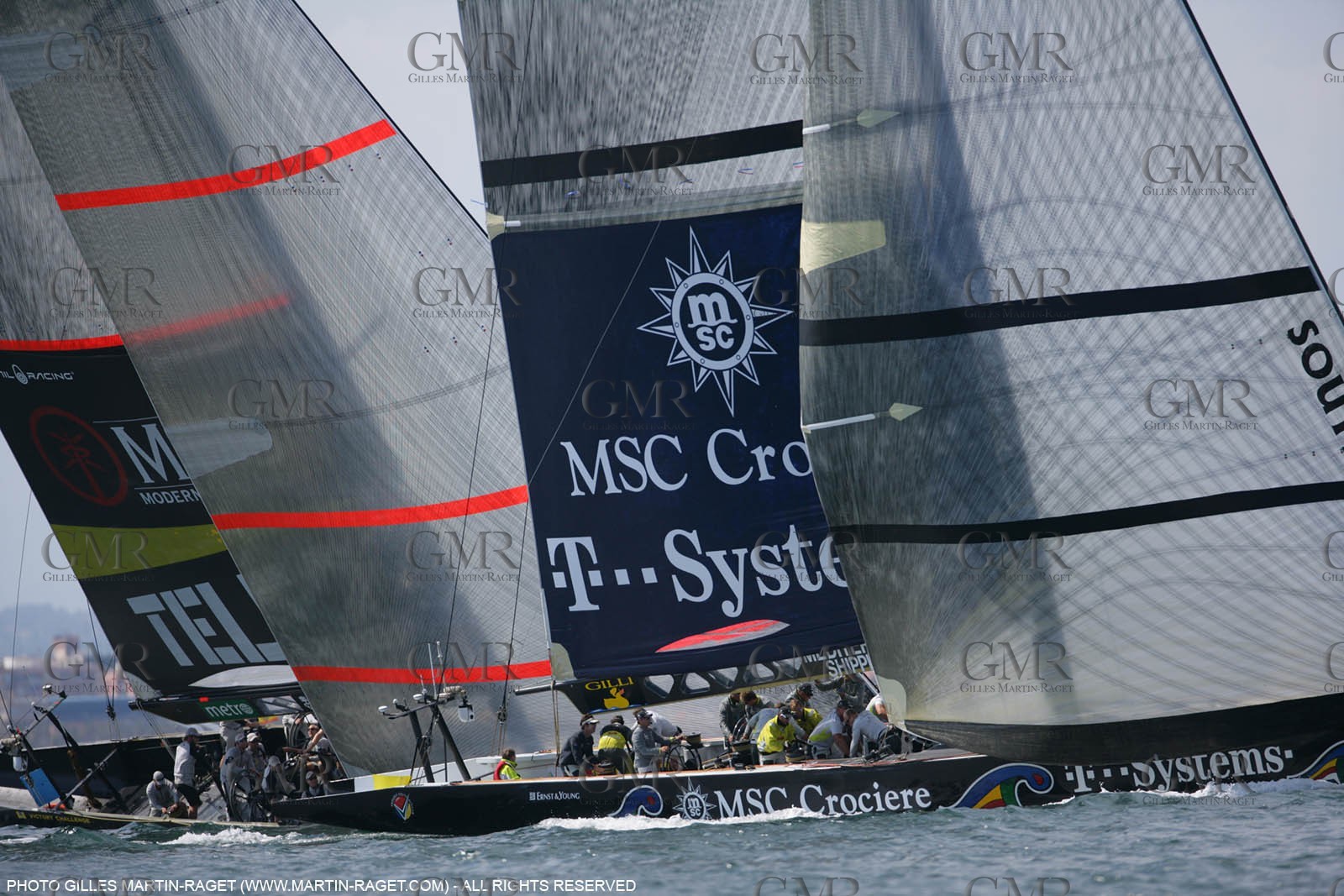 29 04 2007-Valencia (Spain)- 32nd America's Cup - Louis Vuitton Cup - RR2 - Day1 - BMW ORACLE Racing