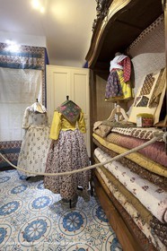 30 06 2011 - Toulon (FRA,83) - Villa Rosemaine - Exposition Indiennes sublimes