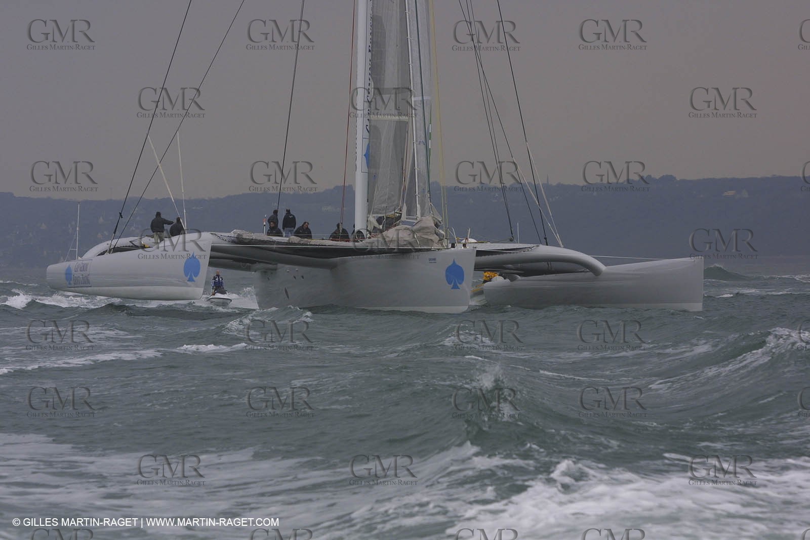 Geronimo - Jules Verne Trophy 2001 start - Brest
