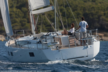 28 08 2016, Hyères (FRA,83), Chantier Jeanneau, Jeanneau Yacht 51
