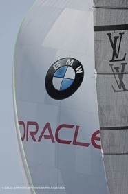 23 01 2009 - Auckland (NZL) -  Louis Vuitton Pacific Series - BMW ORACLE Racing-Tuning up onboard Emirates Team New Zealand yacht