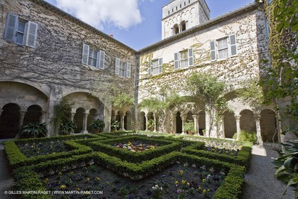 25 03 2005 - Saint Rémy de Provence - (FRA,13) - Le Midi de Van Gogh - Saint Paul de Mausole