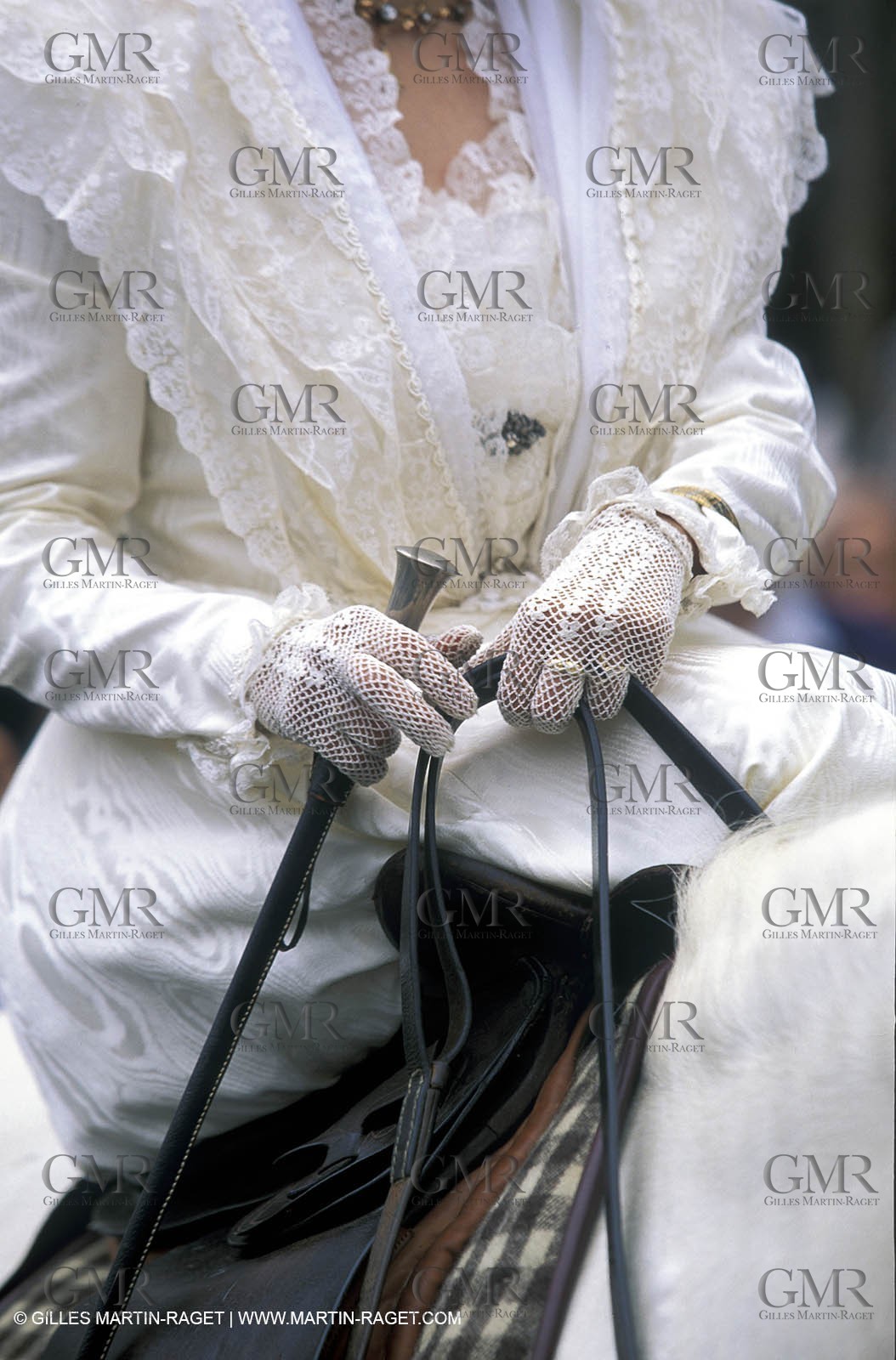 Women of Arles in traditional costume