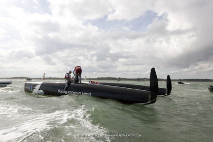 02 08 2008 - Cowes (UK, IOW) - BMW ORACLE Racing - IShare Cup - Racing Day 1