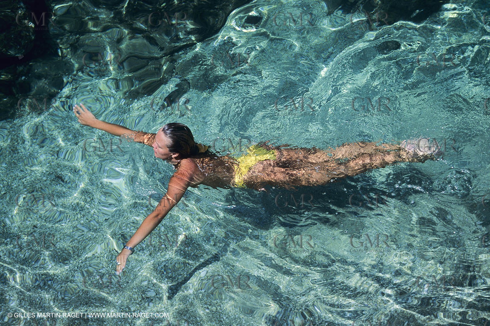 Sailing, cruising, women onboard
