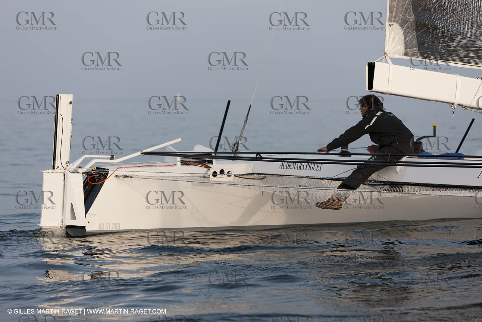 09 10 2010 - Morges (SUI) - L'Hydroptère.CH - 1st sail