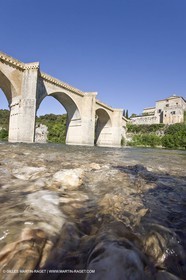 28 04 2009 - Ste Anastasie (FRA, 30) - Atlas Nîmes Métropole -  2009 campaign - Saint Nicolas bridge