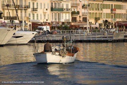 16 09 2008 - Cannes (FRA,83) - Chantier Bénéteau - Oceanis 54