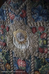 04 02 2013 - Marseille(FRA,13), Notre Dame de la Garde, Vêtements liturgiques