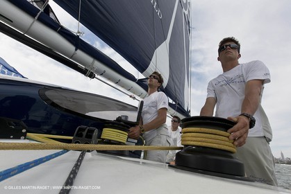 05 07 2012 - New York (USA) - Ocean Krys Race - Speed runs in fornt of NY city