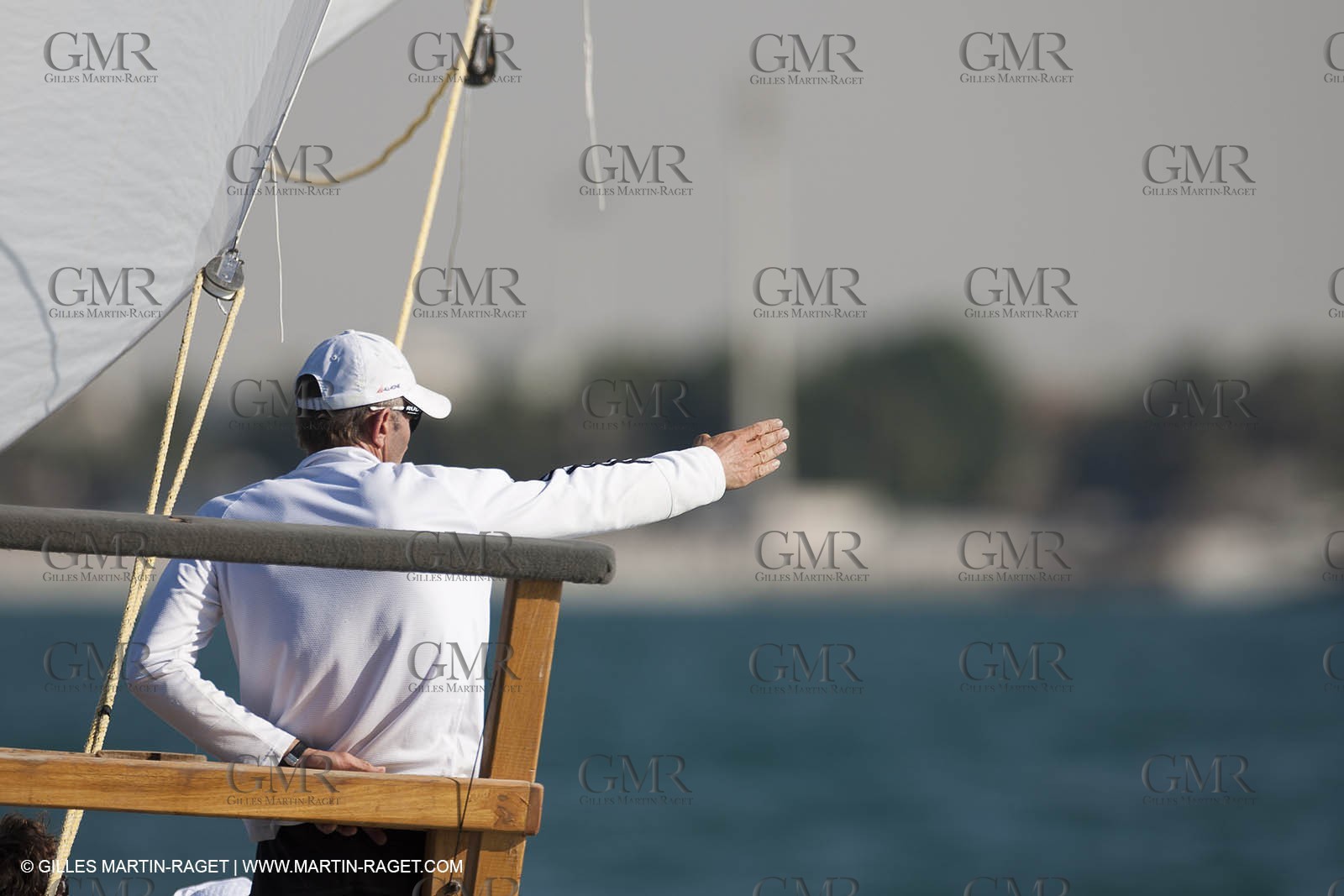 20 11 2010 - Dubai (UAE) - Dubai Louis Vuitton Trophy - Traditionnal dhow races for competing teams