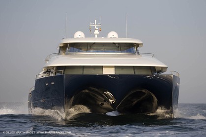 11 06 2007 - Valencia (Spain) - Bradley, super yacht catamaran dessiné par Gilles Vaton et construit par H2X à la Ciotat (France)