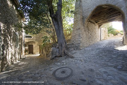 31 08 2007 - Forcalquier surrounds (FRA, 04) - Durance valley - Lurs