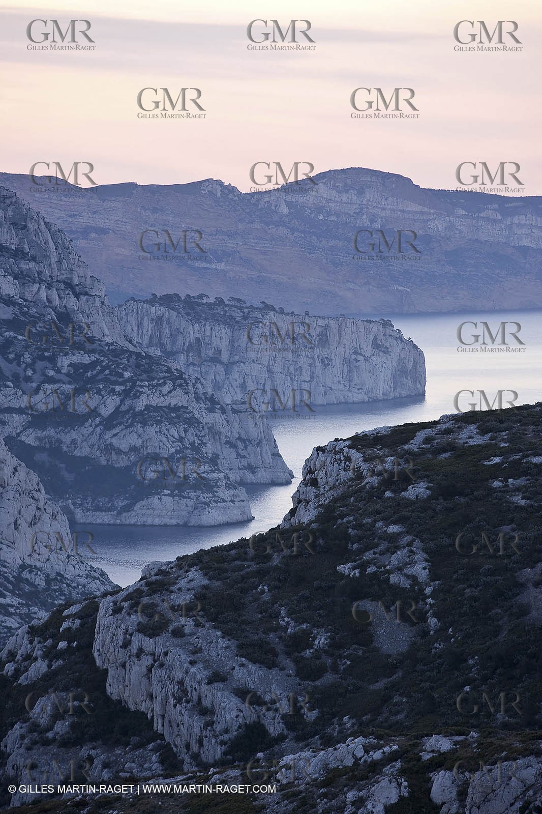 04 04 2009 - Marseille (FRA, 13) - Les Calanques as seen from the Baou Rond summit (Sormiou heights)