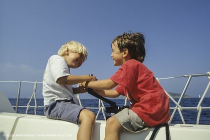 Voile, croisière, personnages, enfants