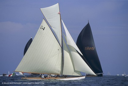 Classic yachts, Bona Fide