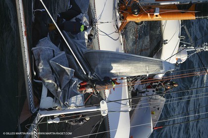 Orange II - 2004 Jules Verne Trophy - Ouessant - first starting line crossing