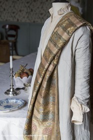 31 10 2013 - Ansouis (FRA,84) - Ansouis castle - Costumes of the exhibit Men costumes