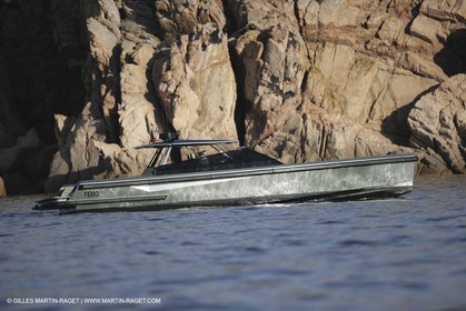 16 07 2007 - Portisco (Italie, Sardaigne) - Wally Power 47 millesime 2007