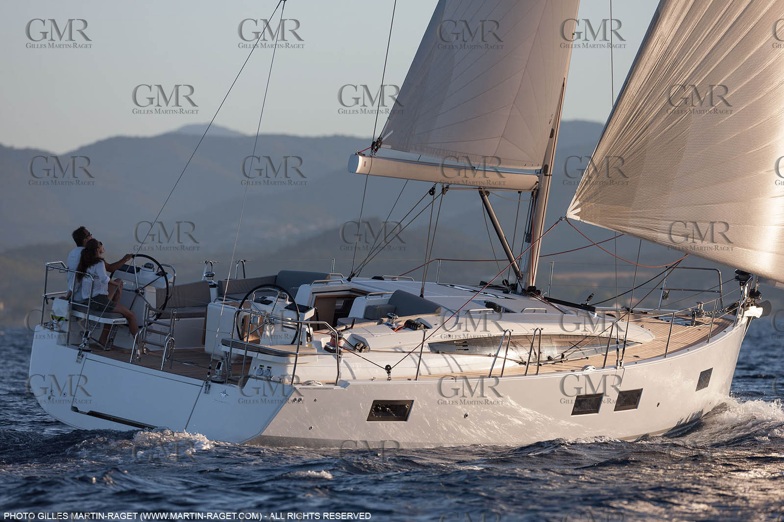 28 08 2016, Hyères (FRA,83), Chantier Jeanneau, Jeanneau Yacht 51