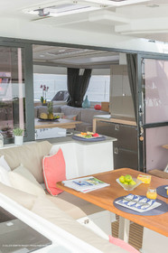 12 09 2016, Cannes (FRA,06), Chantier Fountaine-Pajot, Helia 44