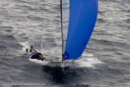 26 04 2007 - Semaine Olympique Française 2007 - Hyères - Jour 5 - Team France - 49er - LAGRAVIERE-CHRISTIDIS