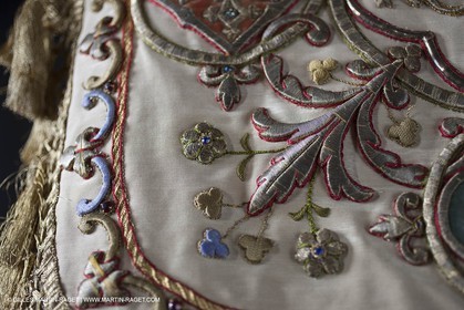04 02 2013 - Marseille(FRA,13), Notre Dame de la Garde, liturgical clothing