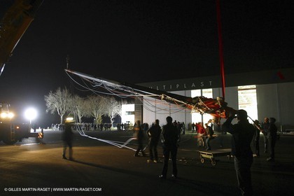 Vannes - Multiplast Boatyard - Orange II 1st rigging