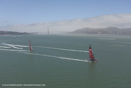 13 07 2013 - San Francisco (USA,CA) - 34th America's Cup - Louis Vuitton Cup - Round Robin - Race Day 4 - Luna Rossa vs ETNZ