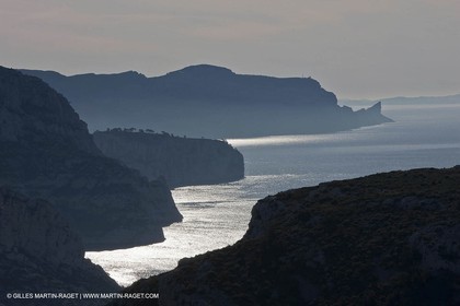 04 04 2009 - Marseille (FRA, 13) - Les Calanques vues depuis le sommet du Baou rond (Hauteurs Sormiou)