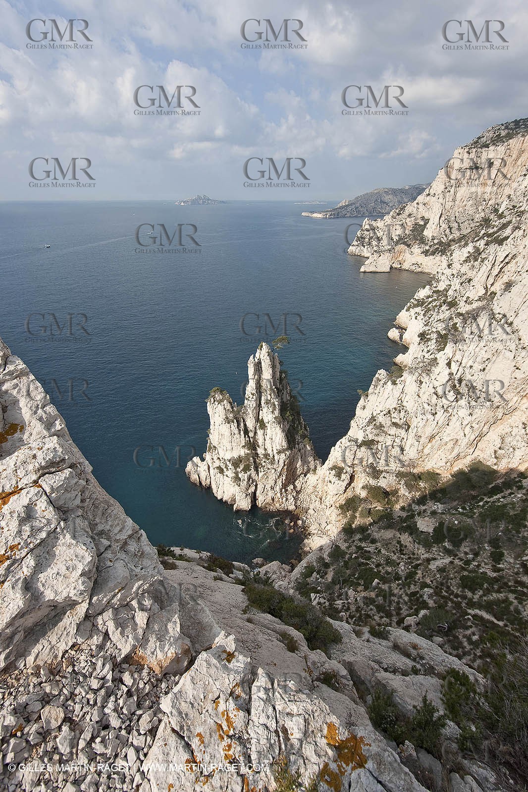 20 03 2009 - Marseille (FRA, 13) - Les Calanques - Pic de l'Eissadon and devenson cliffs