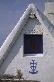 Camargue (FRA) - houses and cants from Camargue