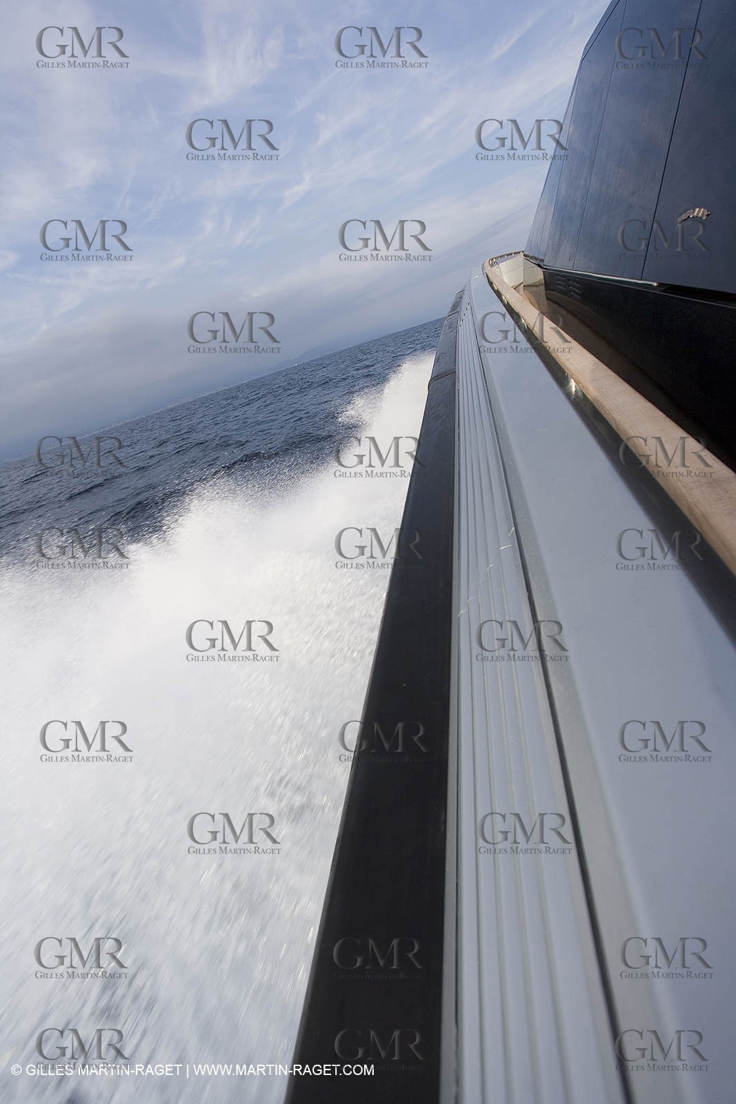 29 09 2007 - St Jean Cap Ferrat - Wally Yachts - Wally Power 70 - Lau Lau