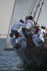 20 11 2010 - Dubai (UAE) - Dubai Louis Vuitton Trophy - Courses de boutres traditionnels pour les équipes engagées