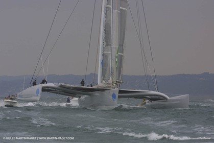 Geronimo - Jules Verne Trophy 2001 start - Brest