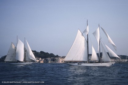 Sailing, Yacht Racing, Nioulargue, Voiles de Saint Tropez, Classic yachts