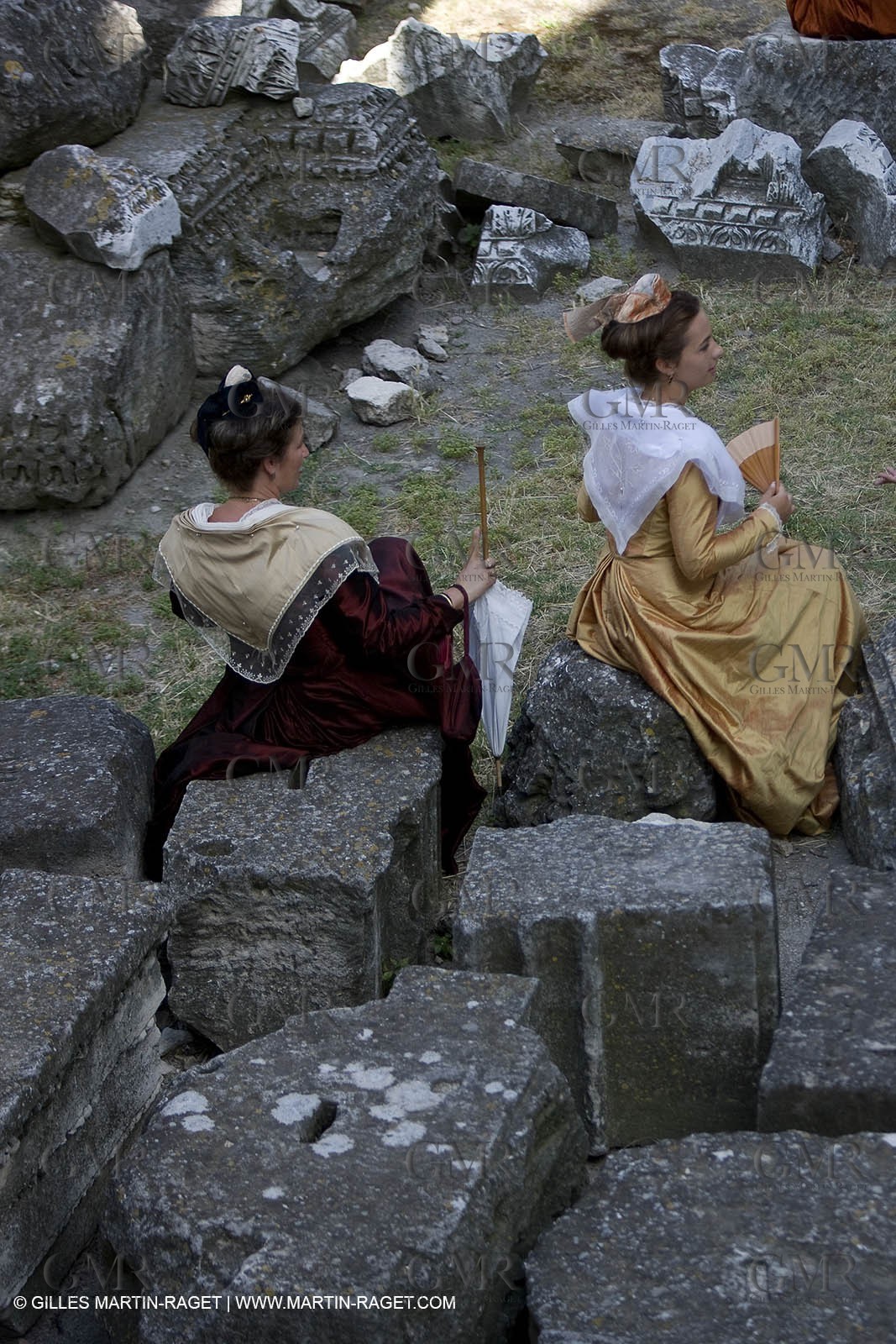 06 07 08 - Arles (FRA, 13) - Traditional costume of Arles fest