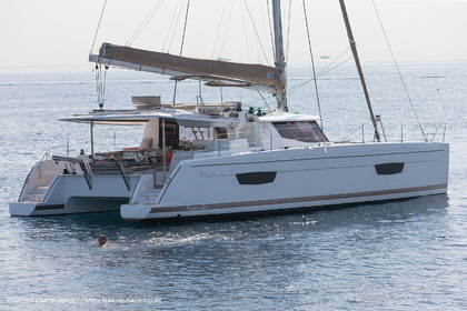 12 09 2016, Cannes (FRA,06), Chantier Fountaine-Pajot, Helia 44