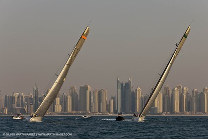 22 11 2010 - Dubai (UAE) - Dubai Louis Vuitton Trophy -  Round 2 - BMW ORACLE Racing Vs Emirates Team New Zealand