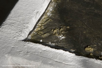 01 02 2007 - Salon de Provence - Fabrication traditionelle du savon de Marseille aux savonneries Marius Fabre**01 02 2007 - Salon de Provence - Traditional soap of Marseille making at Marius Fabre soap maker