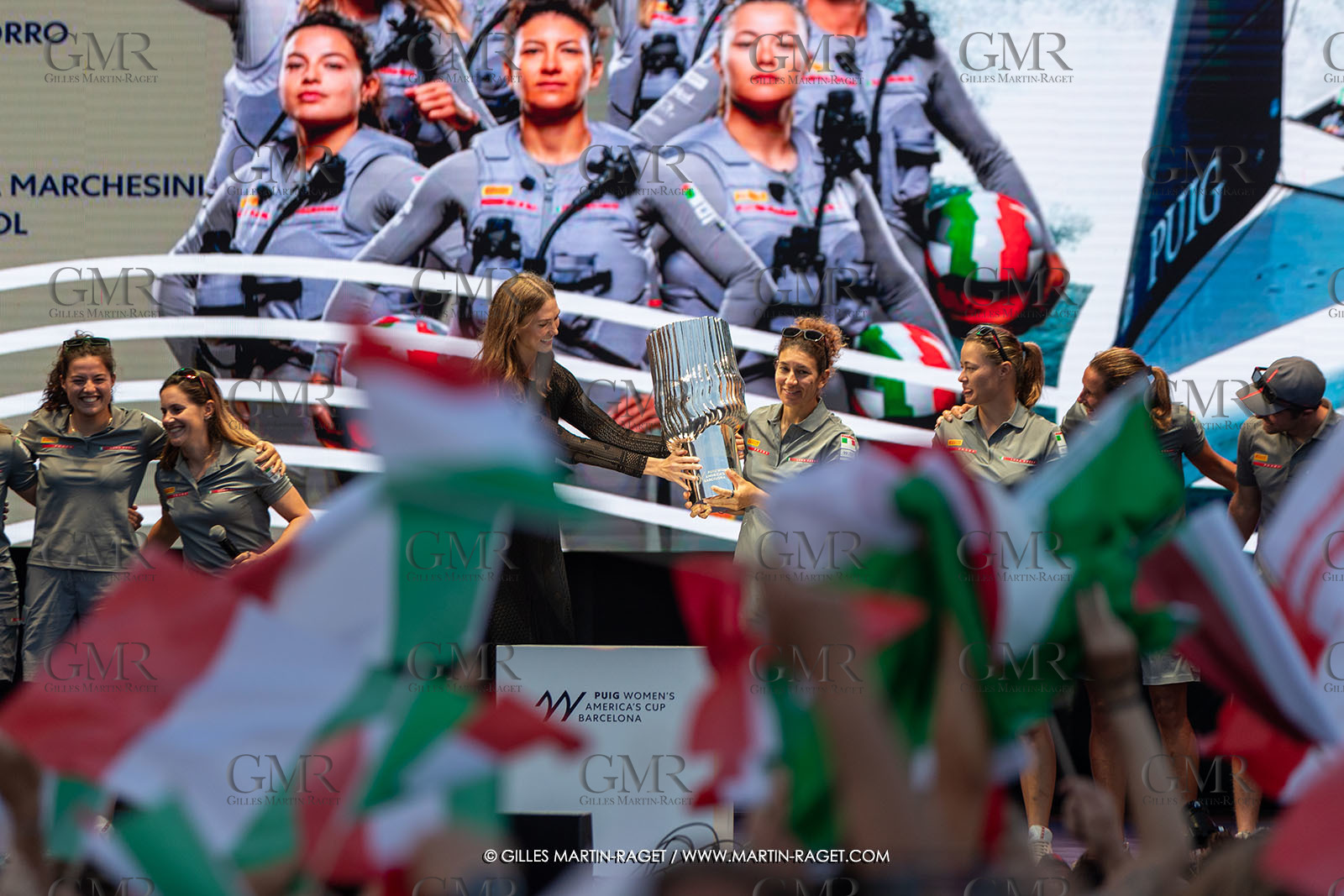 13 10 2024, Barcelona (ESP), Louis Vuitton 37th America's Cup, Final Match, Race Day 2, Puig Women America's Cup Prizegving