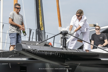 22 07 2020, La Grande Motte (FRA), Gunboat, Gunboat 68 SeaTilt launch